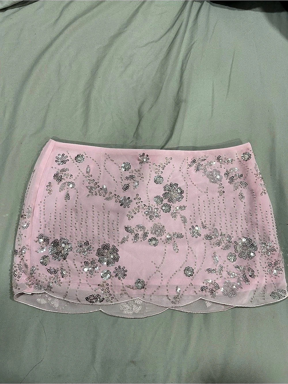 EDIKTED Floral Sequin Mini Skirt Pink
